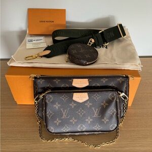 🚫SOLD🚫Louis Vuitton Multi Pouchette